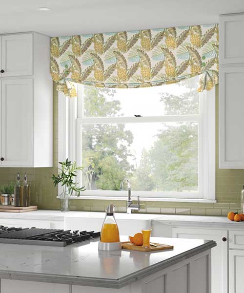  pineapplevalanceCrop 